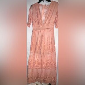 Elegant Pink Lace Maxi Dress
